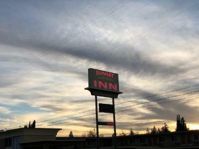 Sunset Inn Grants Pass Eksteriør billede